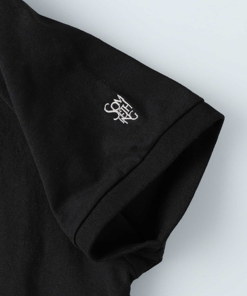SOMETHING(サムシング)の「【SOMETHING】モックネックTシャツ(Tシャツ/カットソー・レディース・ブラック・M/L)」の4枚目の写真