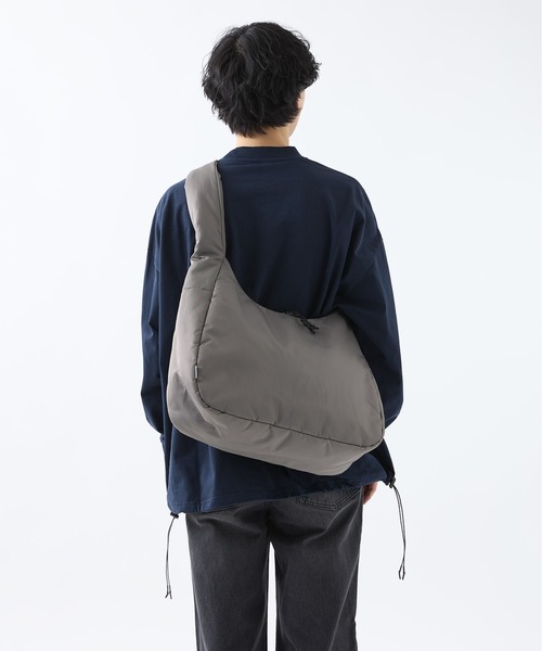 【ZOZO限定カラー】meltum ナイロンメッセンジャーバッグ meltum（メルタム）の「NYLON MESSENGER BAG / ナイロン