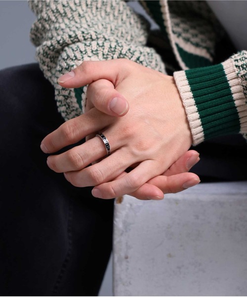 LION HEART（ライオンハート）の「【限定展開】“LH-1”LION HEARTロゴリング/サージカルステンレス（金属アレルギー対応）【LION HEART / ライオンハート】（リング・メンズ・シルバー×ブラック・21号/19号/17号/15号/13号）」の16枚目の写真