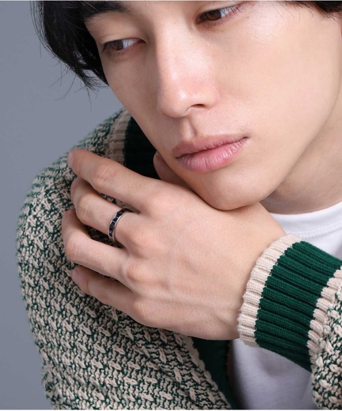 LION HEART（ライオンハート）の「【限定展開】“LH-1”LION HEARTロゴリング/サージカルステンレス（金属アレルギー対応）【LION HEART / ライオンハート】（リング・メンズ・シルバー×ブラック・21号/19号/17号/15号/13号）」の18枚目の写真