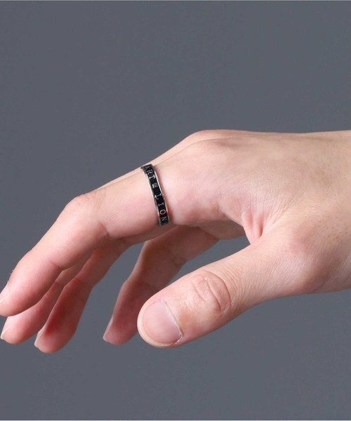 LION HEART（ライオンハート）の「【限定展開】“LH-1”LION HEARTロゴリング/サージカルステンレス（金属アレルギー対応）【LION HEART / ライオンハート】（リング・メンズ・シルバー×ブラック・21号/19号/17号/15号/13号）」の8枚目の写真