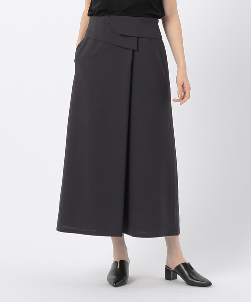 COMME CA ISM（コムサイズム）の「麻調ストレッチ　巻き風スカート（スカート・レディース・テラコッタ/チャコール/ベージュ・SMALL/MEDIUM/LARGE）」の2枚目の写真