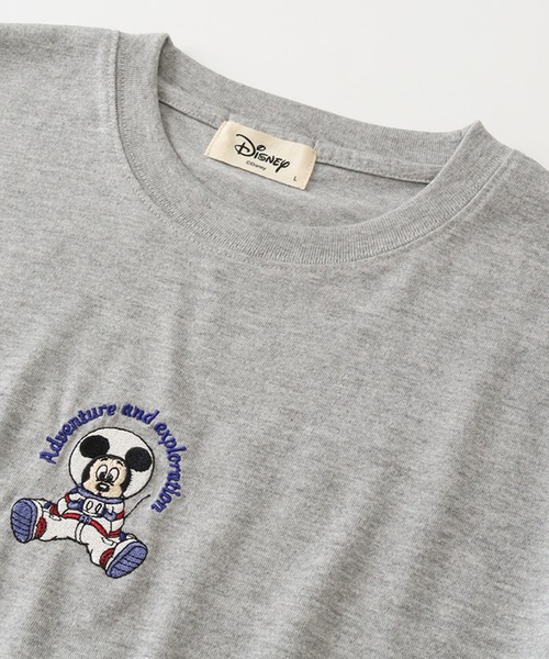 Disney(ディズニー)の「【Disney/ディズニー】アートワークデザイン ワイド半袖クルーネックTシャツ(Tシャツ/カットソー・レディース・ネイビー/グレー/イエロー/杢グレー・M/L)」の15枚目の写真