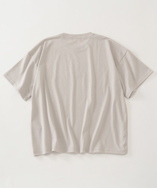 Disney(ディズニー)の「【Disney/ディズニー】アートワークデザイン ワイド半袖クルーネックTシャツ(Tシャツ/カットソー・レディース・ネイビー/グレー/イエロー/杢グレー・M/L)」の9枚目の写真
