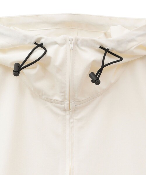 CLANE（クラネ）の「【CLANE/クラネ】PACKABLE RASH GUARD HALF ZIP TOPS/パッカブルラッシュガードハーフジップトップス（その他アウター・レディース・ホワイト/ブラック・1）」の5枚目の写真
