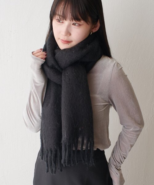 Lui's（ルイス）の「カラーブークレーマフラー（マフラー・レディース・ブルー/イエロー/ブラック・FREE）」の7枚目の写真