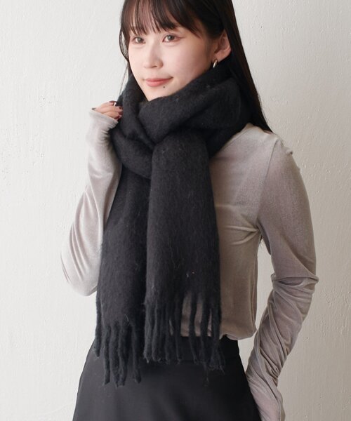 Lui's（ルイス）の「カラーブークレーマフラー（マフラー・レディース・ブルー/イエロー/ブラック・FREE）」の20枚目の写真