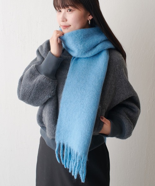 Lui's（ルイス）の「カラーブークレーマフラー（マフラー・レディース・ブルー/イエロー/ブラック・FREE）」の3枚目の写真