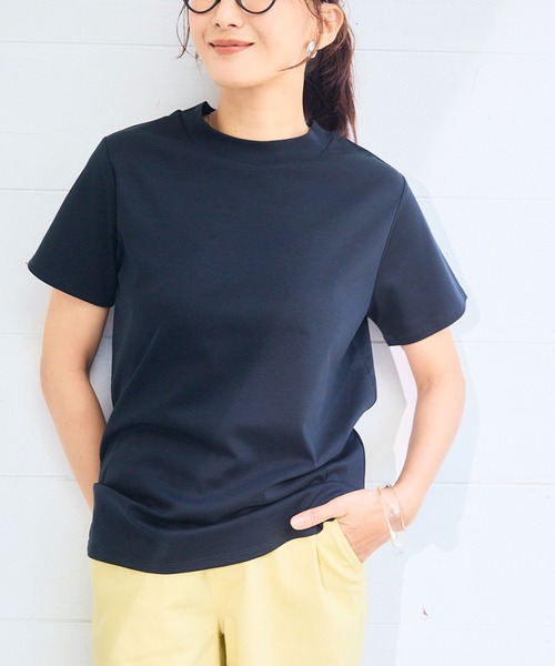 CROSS FUNCTION(クロスファンクション)の「《シワになりにくい・なめらか》正解ハイネックTシャツ【CF/クロスファンクション】(Tシャツ/カットソー・レディース・ブラック/ラベンダー/サックスブルー/オフホワイト・M/L/LL/3L/4L)」の2枚目の写真