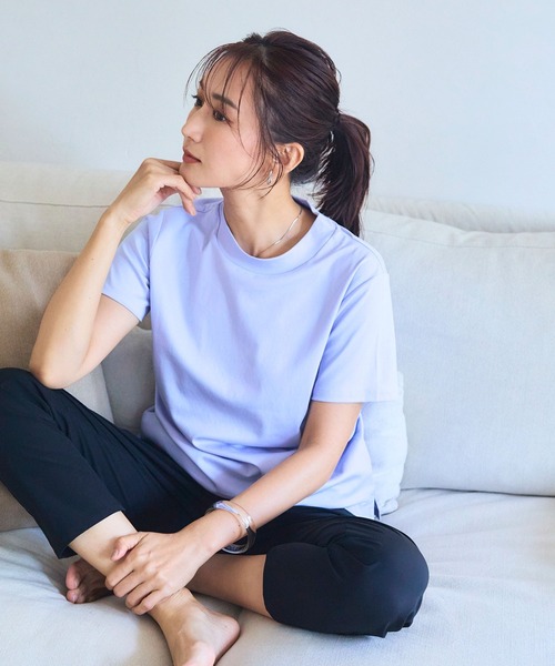 CROSS FUNCTION(クロスファンクション)の「《シワになりにくい・なめらか》正解ハイネックTシャツ【CF/クロスファンクション】(Tシャツ/カットソー・レディース・ブラック/ラベンダー/サックスブルー/オフホワイト・M/L/LL/3L/4L)」の5枚目の写真