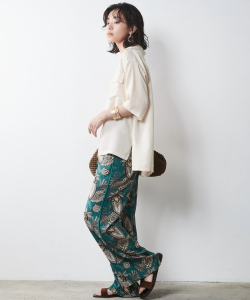 CHIC STYLE(シックスタイル)の「<大きいサイズ>アウトポケットソフトシャツ シックスタイル(シャツ/ブラウス・レディース・ブラック/ベージュ/モカ・LL/3L/4L/5L/L)」の16枚目の写真
