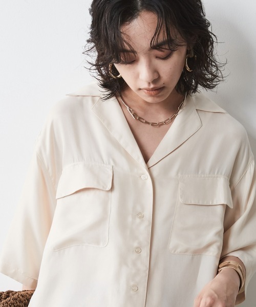 CHIC STYLE(シックスタイル)の「<大きいサイズ>アウトポケットソフトシャツ シックスタイル(シャツ/ブラウス・レディース・ブラック/ベージュ/モカ・LL/3L/4L/5L/L)」の18枚目の写真