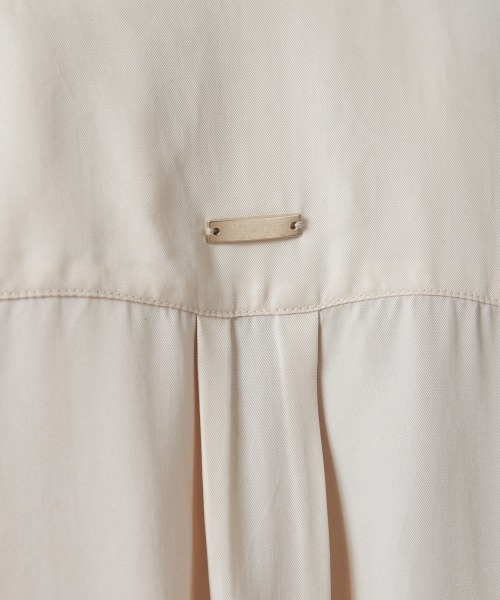 CHIC STYLE(シックスタイル)の「<大きいサイズ>アウトポケットソフトシャツ シックスタイル(シャツ/ブラウス・レディース・ブラック/ベージュ/モカ・LL/3L/4L/5L/L)」の22枚目の写真