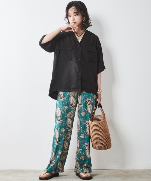 CHIC STYLE(シックスタイル)の「<大きいサイズ>アウトポケットソフトシャツ シックスタイル(シャツ/ブラウス・レディース・ブラック/ベージュ/モカ・LL/3L/4L/5L/L)」の6枚目の写真