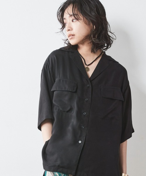 CHIC STYLE(シックスタイル)の「<大きいサイズ>アウトポケットソフトシャツ シックスタイル(シャツ/ブラウス・レディース・ブラック/ベージュ/モカ・LL/3L/4L/5L/L)」の4枚目の写真