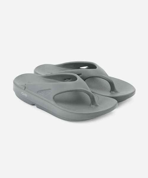 OOFOS(ウーフォス)の「OOFOS Ooriginal(サンダル・メンズ・ブラック/オリーブ/ベージュ・26.0cm/28.0cm/27.0cm/25.0cm)」の3枚目の写真