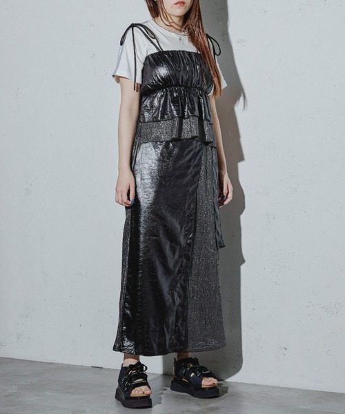 Ezick ANNONIM（エジックアノニム）の「Glossy satin グリッターコンビビスチェ（キャミソール・レディース・ブラック/シルバー・FREE）」の22枚目の写真