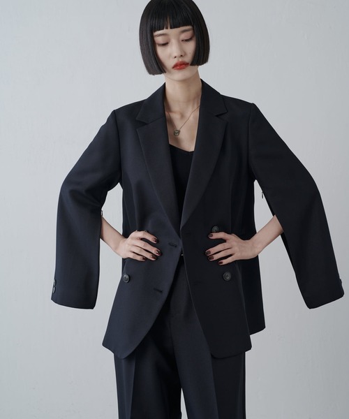 未使用 カルーゾ ノルマ ストレッチ ダブル テーラードジャケット オリーブ オケージョン◎ 】2WAYスリーブストレッチツイルオーバーダブル