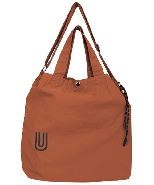 UNIVERSAL OVERALL(ユニバーサルオーバーオール)の「【UNIVERSAL OVERALL】ウィンクルナイロン 2WAY ショルダーバッグ 15L(ショルダーバッグ・メンズ・グレー/チャコールグレー/ブラック/オリーブ/ダークブルー/オレンジ/ホワイト・FREE)」の7枚目の写真