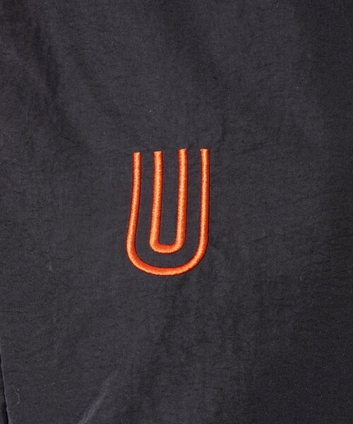 UNIVERSAL OVERALL(ユニバーサルオーバーオール)の「【UNIVERSAL OVERALL】ウィンクルナイロン 2WAY ショルダーバッグ 15L(ショルダーバッグ・メンズ・グレー/チャコールグレー/ブラック/オリーブ/ダークブルー/オレンジ/ホワイト・FREE)」の15枚目の写真