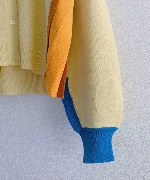 HCAE（エイチシーエーイー）の「HCAE カラーブロックニットカーディガン（カーディガン/ボレロ・レディース・ホワイト/ブラック/グレー・FREE）」の16枚目の写真