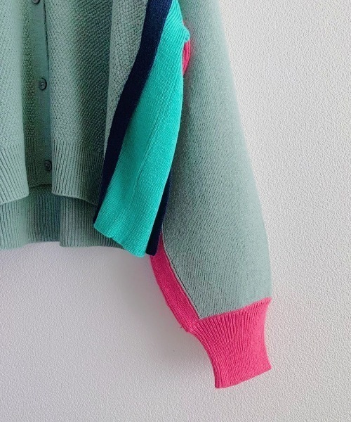 HCAE（エイチシーエーイー）の「HCAE カラーブロックニットカーディガン（カーディガン/ボレロ・レディース・ホワイト/ブラック/グレー・FREE）」の19枚目の写真