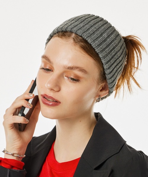 FOREVER 21（フォーエバー トゥエンティーワン）の「リブヘアバンド（ヘアバンド・レディース・ブラック/グレー/オフホワイト・FREE）」の6枚目の写真