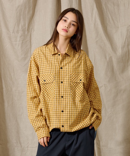 WETTEMPT(ウィテンプト)の「BALLOON CHECKED SHIRT / バルーンチェックシャツ(シャツ/ブラウス・メンズ・グリーン/ダークブルー/イエロー・SMALL/MEDIUM/LARGE)」の3枚目の写真