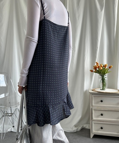 aimoha(アイモハ)の「チェック柄フリルキャミソールワンピース (SS)(ワンピース・レディース・ブルー・SMALL/MEDIUM)」の7枚目の写真