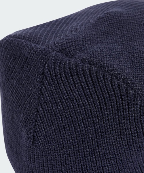 adidas(アディダス)の「エッセンシャルズ ビーニー / アディダス adidas(ニットキャップ/ビーニー・メンズ・ブラック/ブルー・SMALL/LARGE)」の6枚目の写真