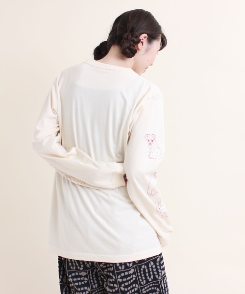 didizizi（ディディジジ）の「振り向きワンコ　ロンT（Tシャツ/カットソー・レディース・グレー/ベージュ・FREE）」の22枚目の写真