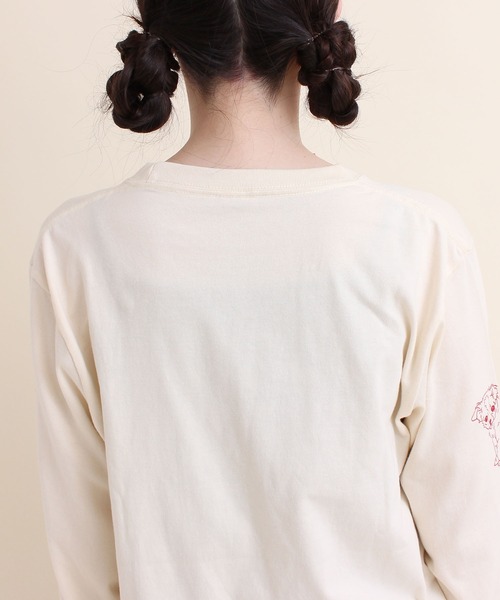 didizizi（ディディジジ）の「振り向きワンコ　ロンT（Tシャツ/カットソー・レディース・グレー/ベージュ・FREE）」の9枚目の写真