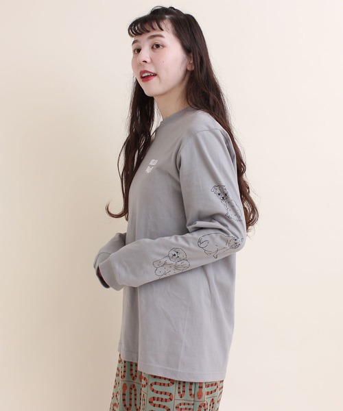 didizizi（ディディジジ）の「振り向きワンコ　ロンT（Tシャツ/カットソー・レディース・グレー/ベージュ・FREE）」の17枚目の写真