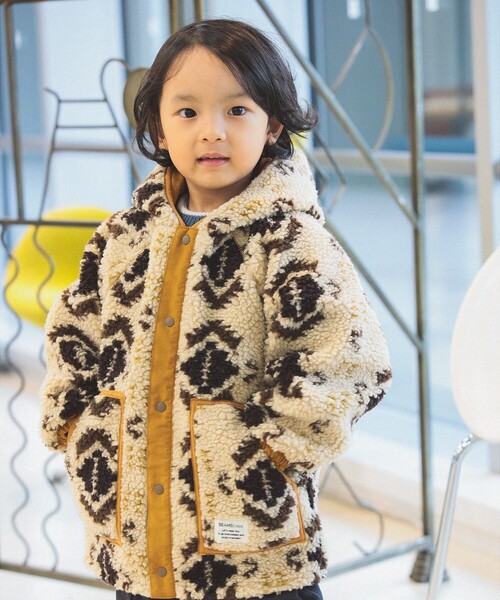 BEAMS mini(ビームスミニ)の「リバーシブル 総柄 ボア フード コート 2024FW(90~150cm)(その他アウター・キッズ・グリーン系その他4/ホワイト系その他5・130/140/90/100/110/120/150)」の9枚目の写真