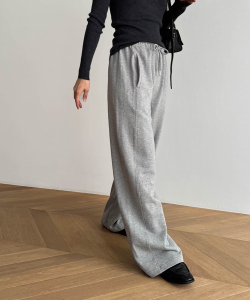 CANAL JEAN(キャナルジーン)の「El mar シームスウェットパンツ(スウェットパンツ・レディース・ブラック/ベージュ/グレー・ONE SIZE)」の7枚目の写真