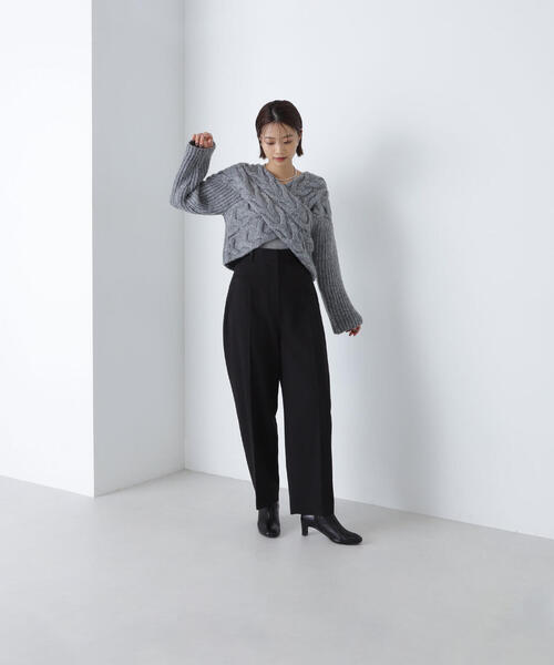 NATURAL BEAUTY BASIC（ナチュラルビューティーベーシック）の「◇【Oggi掲載】スリムバレルラインパンツ（その他パンツ・レディース・ベージュ/ブラック・SMALL/MEDIUM）」の7枚目の写真