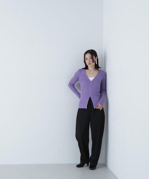 NATURAL BEAUTY BASIC（ナチュラルビューティーベーシック）の「◇【Oggi掲載】スリムバレルラインパンツ（その他パンツ・レディース・ベージュ/ブラック・SMALL/MEDIUM）」の20枚目の写真