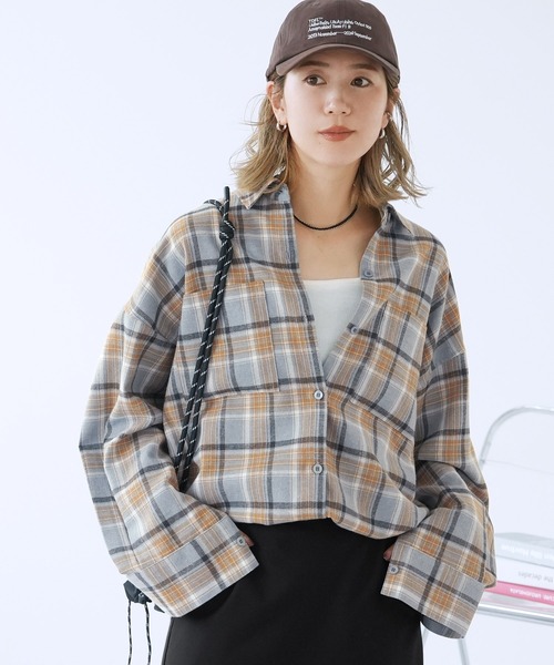 reca(レカ)の「チェックBIGシャツ(シャツ/ブラウス・レディース・アイボリー/ブラック/ライトベージュ/ブラウン/ボルドー/ラベンダー/ライトブルー・FREE)」の15枚目の写真