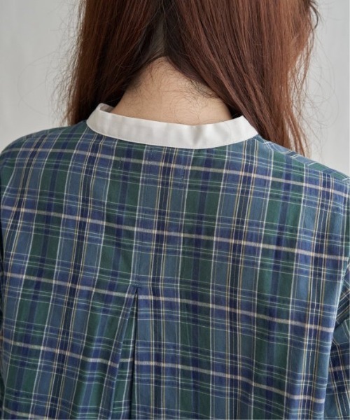 LBC（エルビーシー）の「クレリックパイピングシャツ（シャツ/ブラウス・レディース・ネイビー/グレー/グリーン・M/L）」の6枚目の写真