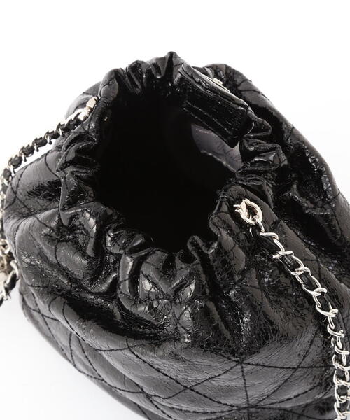 EDIT COLOGNE（エディットコロン）の「メタリック巾着（ショルダーバッグ・レディース・シルバー/ブラック・ﾌﾘ-）」の11枚目の写真