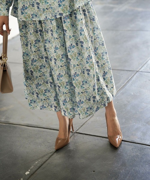 HUIT bouquet（ユイット）の「ティアード スカート Made with Liberty Fabric HUIT（スカート・レディース・ブラウン/ブルー・M）」の7枚目の写真