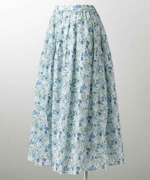 HUIT bouquet（ユイット）の「ティアード スカート Made with Liberty Fabric HUIT（スカート・レディース・ブラウン/ブルー・M）」の15枚目の写真