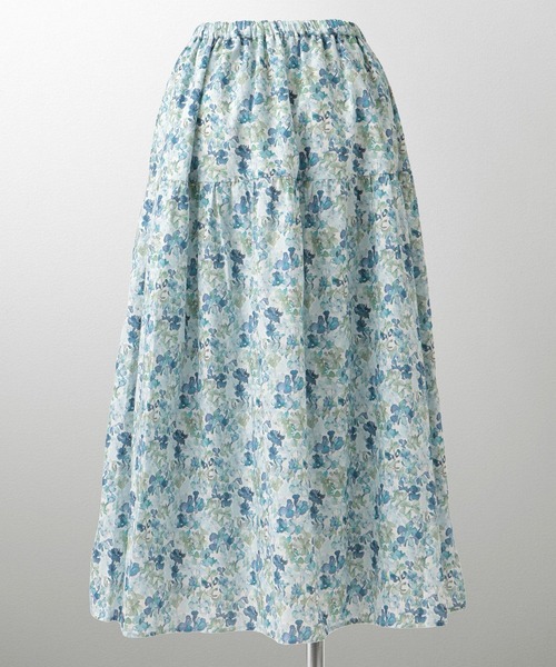 HUIT bouquet（ユイット）の「ティアード スカート Made with Liberty Fabric HUIT（スカート・レディース・ブラウン/ブルー・M）」の16枚目の写真