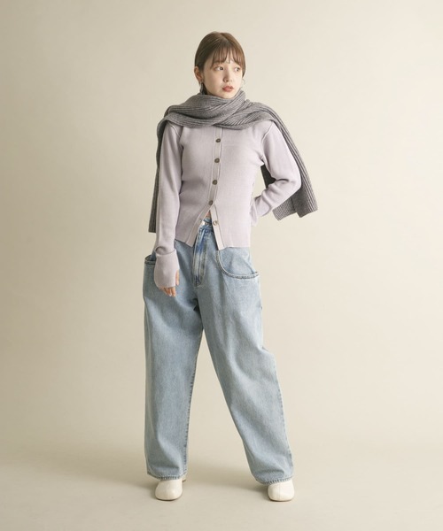 KBF(ケイビーエフ)の「タブ付きリブニットマフラー(マフラー・レディース・バーガンディー/グレー/ブルー・ONE)」の11枚目の写真