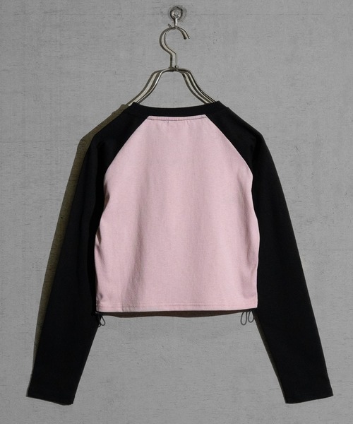 JOHN'S CLOSET(ジョンズクローゼット)の「【t】〔神保町にゃんこ堂〕ネコプリント サイドシャーリング ロンT(Tシャツ/カットソー・レディース・ブラック系1/ピンク系1/ピンク系2/ブラック系2/ホワイト系1/ホワイト系2・MEDIUM)」の9枚目の写真