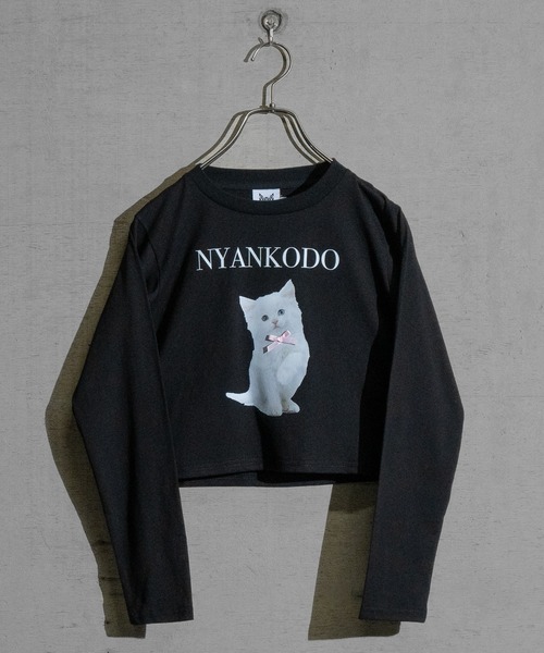JOHN'S CLOSET(ジョンズクローゼット)の「【t】〔神保町にゃんこ堂〕ネコプリント サイドシャーリング ロンT(Tシャツ/カットソー・レディース・ブラック系1/ピンク系1/ピンク系2/ブラック系2/ホワイト系1/ホワイト系2・MEDIUM)」の16枚目の写真