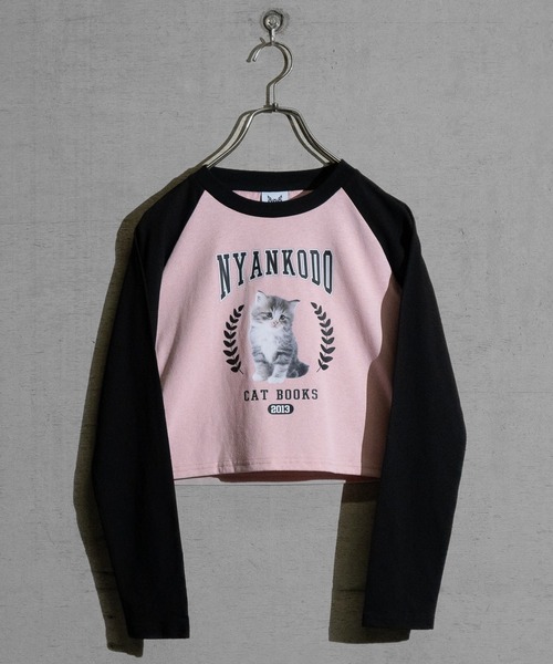 JOHN'S CLOSET(ジョンズクローゼット)の「【t】〔神保町にゃんこ堂〕ネコプリント サイドシャーリング ロンT(Tシャツ/カットソー・レディース・ブラック系1/ピンク系1/ピンク系2/ブラック系2/ホワイト系1/ホワイト系2・MEDIUM)」の13枚目の写真