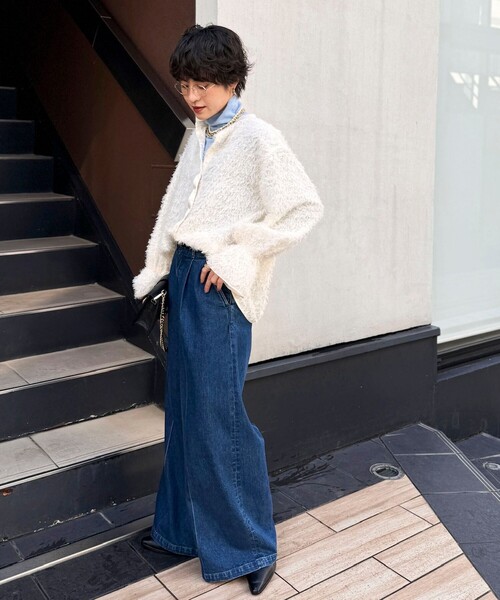 NOLLEY’S Sophi(ノーリーズソフィ)の「フェザーカットジャガードブラウス(シャツ/ブラウス・レディース・オフホワイト/ネイビー・38)」の3枚目の写真