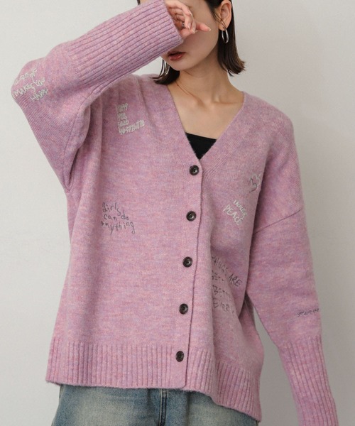 SENSE OF PLACE by URBAN RESEARCH（センスオブプレイスバイアーバンリサーチ）の「シシュウVネックカーディガン（カーディガン/ボレロ・レディース・チャコールグレー/アイボリー/ネイビー/ピンク・ONE）」の4枚目の写真