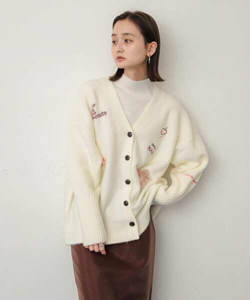 SENSE OF PLACE by URBAN RESEARCH（センスオブプレイスバイアーバンリサーチ）の「シシュウVネックカーディガン（カーディガン/ボレロ・レディース・チャコールグレー/アイボリー/ネイビー/ピンク・ONE）」の6枚目の写真